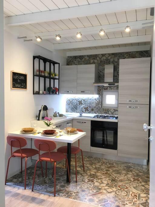 Domus 25 Villa คาตาเนีย ภายนอก รูปภาพ