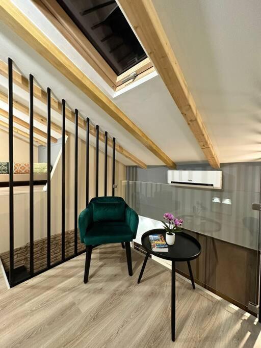 Domus 25 Villa คาตาเนีย ภายนอก รูปภาพ