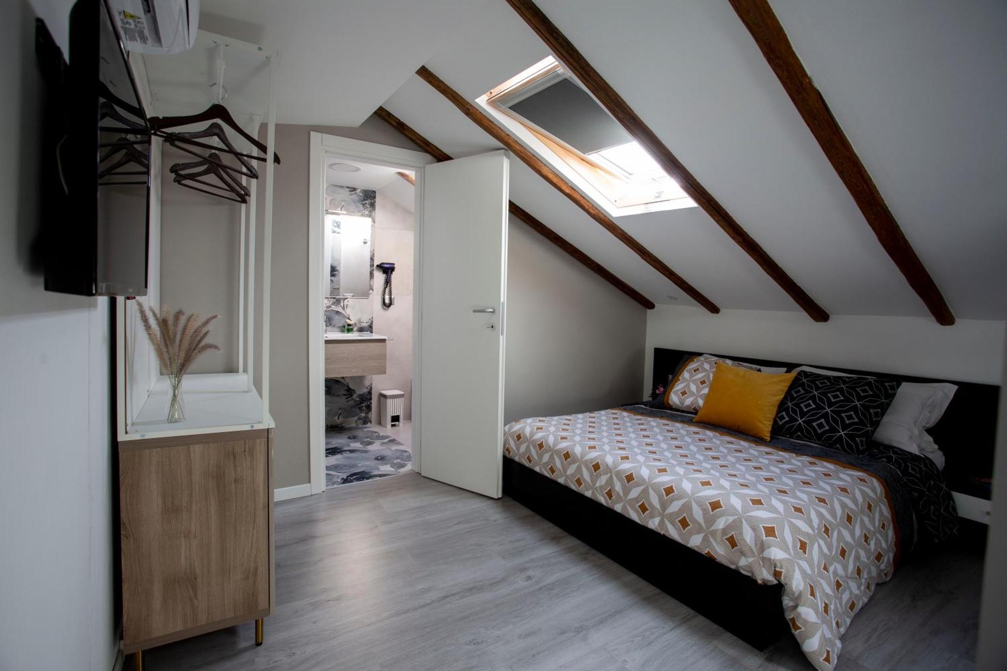 Domus 25 Villa คาตาเนีย ภายนอก รูปภาพ